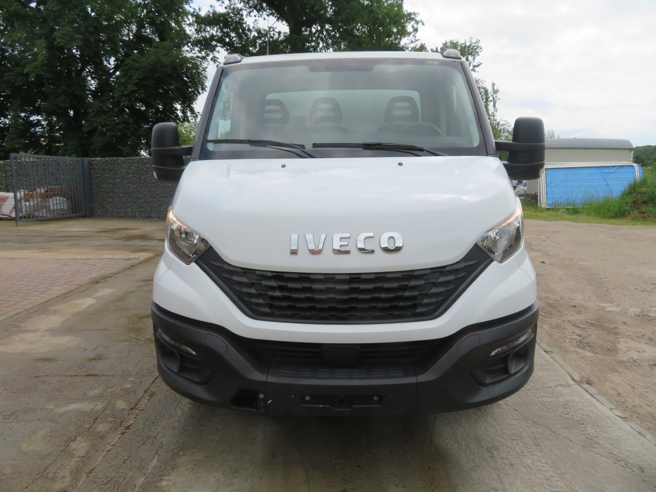 IVECO Daily 35C16 - 3.0 - Van jungkit: gambar 2 IVECO Daily 35C16 - 3.0 - Van jungkit: gambar 2