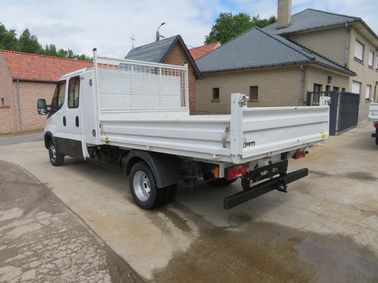 IVECO Daily 35C16 3.0 Dubbel cabine - Van jungkit, Van kombi: gambar 5 IVECO Daily 35C16 3.0 Dubbel cabine - Van jungkit, Van kombi: gambar 5