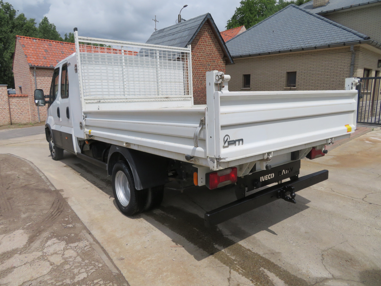 IVECO Daily 35C16 3.0 Dubbel cabine - Van jungkit, Van kombi: gambar 5 IVECO Daily 35C16 3.0 Dubbel cabine - Van jungkit, Van kombi: gambar 5