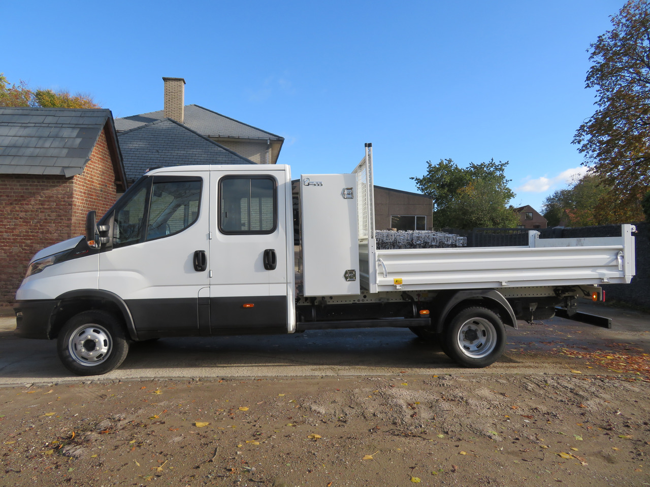 Iveco Daily 35C16 3.0 - Van jungkit, Van kombi: gambar 4 Iveco Daily 35C16 3.0 - Van jungkit, Van kombi: gambar 4