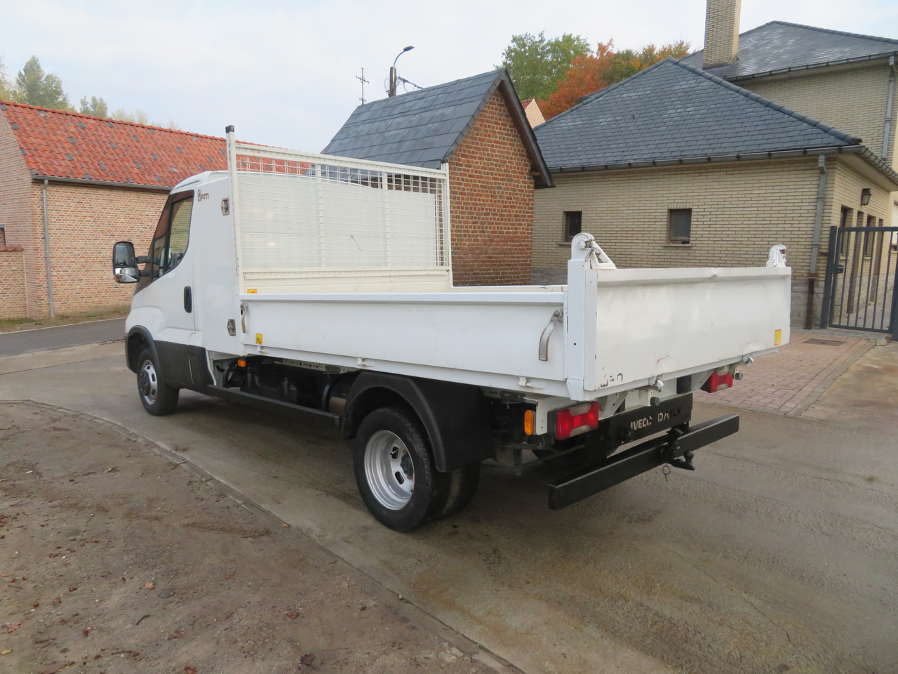 Iveco Daily 35C16 3.0 - L2 - Kipper - Van jungkit: gambar 5 Iveco Daily 35C16 3.0 - L2 - Kipper - Van jungkit: gambar 5