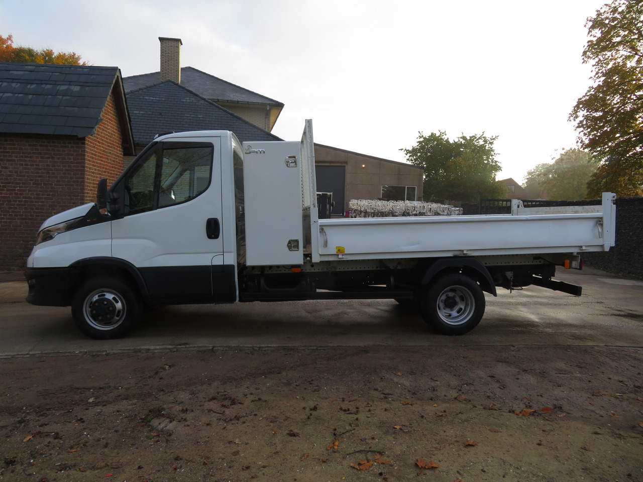 Iveco Daily 35C16 3.0 - L3 - Kipper - Van jungkit: gambar 4 Iveco Daily 35C16 3.0 - L3 - Kipper - Van jungkit: gambar 4