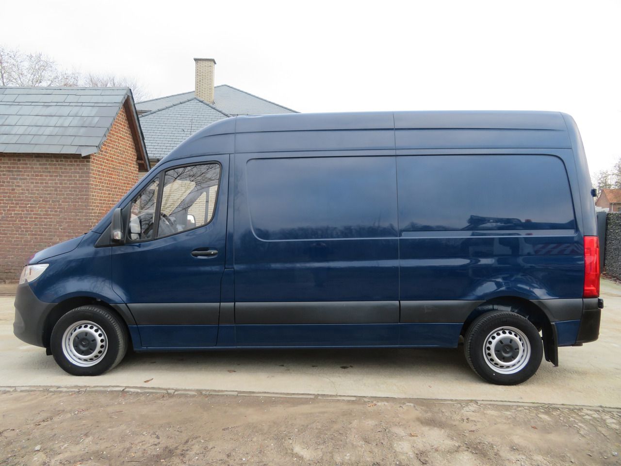 Mercedes-Benz Sprinter 311CDi - Van kecil: gambar 4 Mercedes-Benz Sprinter 311CDi - Van kecil: gambar 4