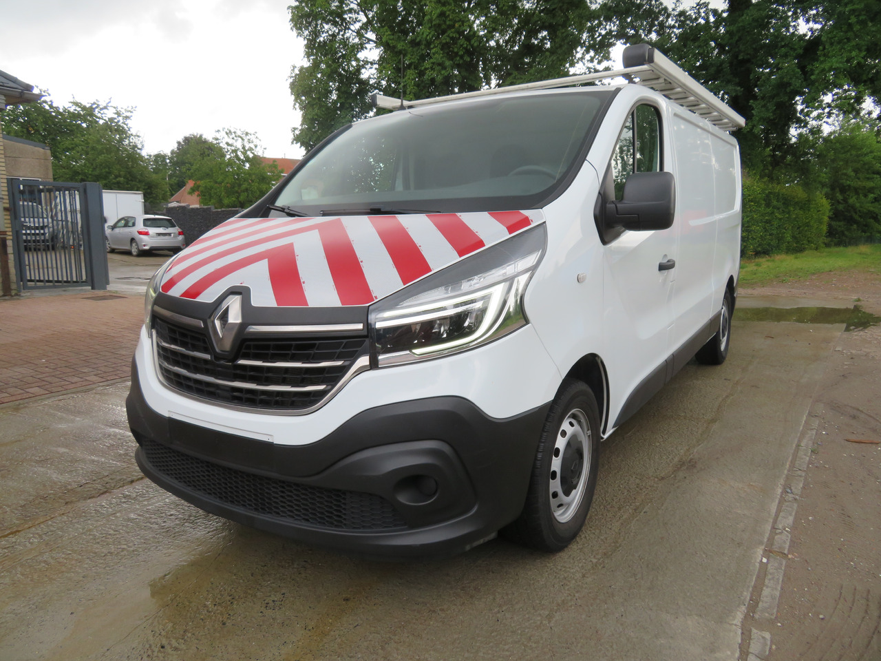 RENAULT Trafic 2.0dCi - L2H1 - Van kecil: gambar 3 RENAULT Trafic 2.0dCi - L2H1 - Van kecil: gambar 3