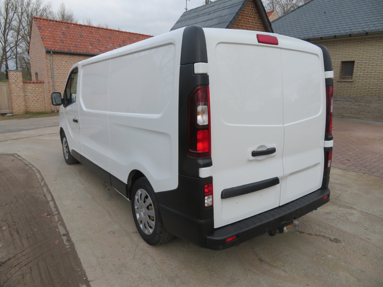 Renault Trafic 1.6dCi Grand Confort - L2H1 - Van kecil: gambar 5 Renault Trafic 1.6dCi Grand Confort - L2H1 - Van kecil: gambar 5