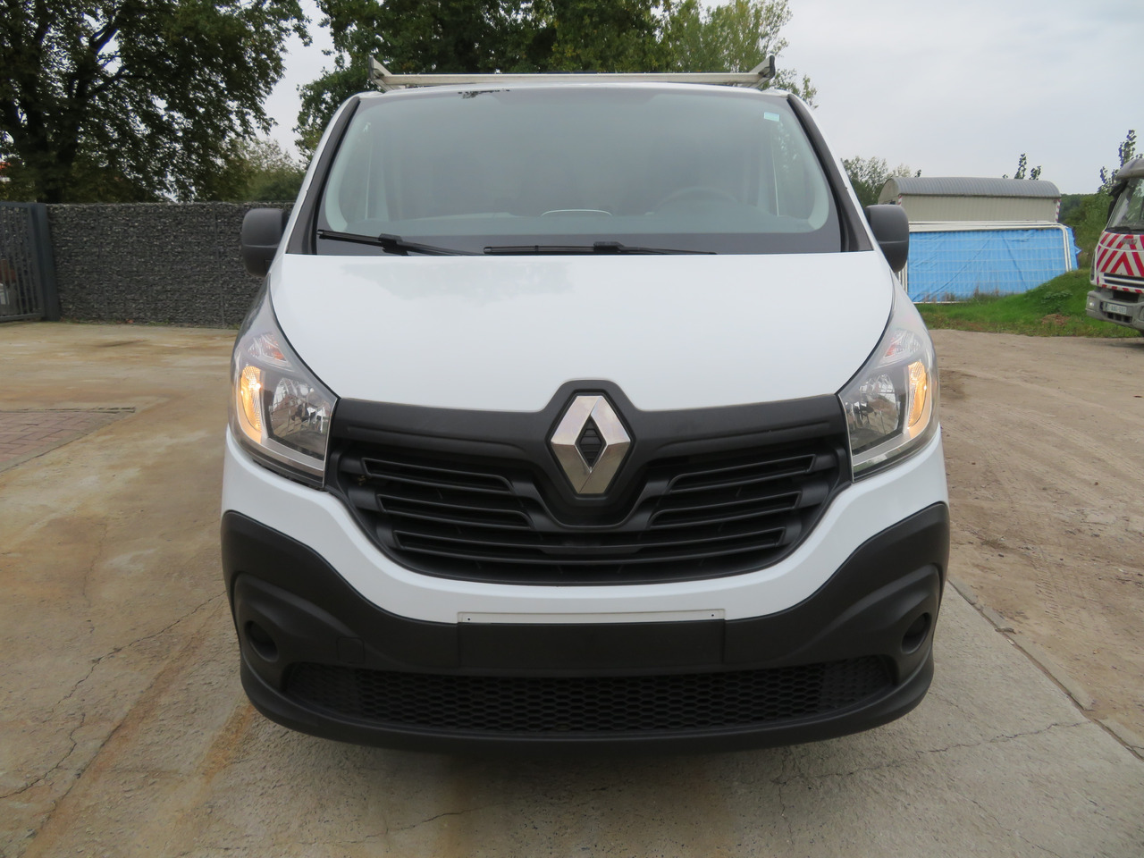 Renault Trafic 1.6dCi Grand Confort - L2H1 - Van kecil: gambar 2 Renault Trafic 1.6dCi Grand Confort - L2H1 - Van kecil: gambar 2