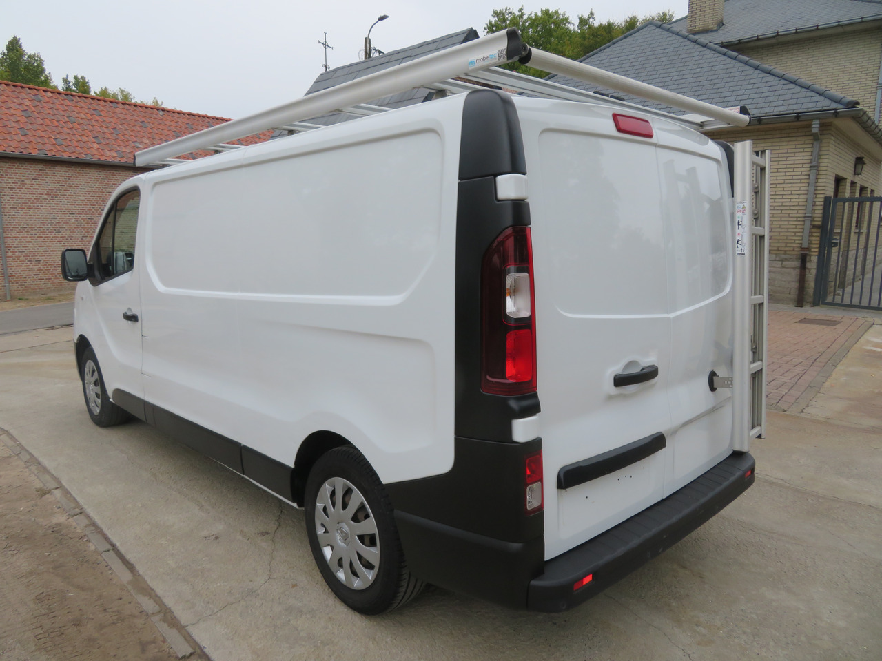 Renault Trafic 1.6dCi Grand Confort - L2H1 - Van kecil: gambar 5 Renault Trafic 1.6dCi Grand Confort - L2H1 - Van kecil: gambar 5