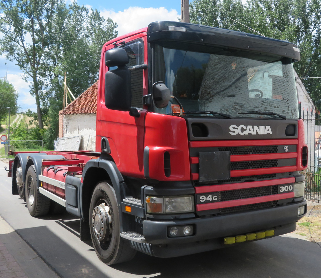 Scania 94 GB 6X2 - Truk sasis: gambar 2 Scania 94 GB 6X2 - Truk sasis: gambar 2