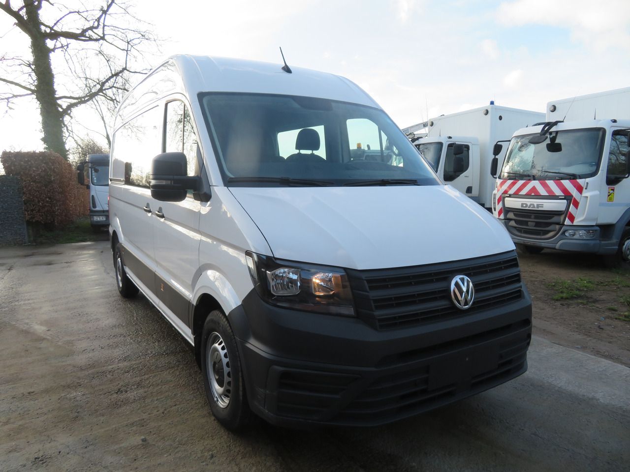 Volkswagen Crafter 2.0 CR TDi DC L3H3 - Van panel, Van kombi: gambar 1 Volkswagen Crafter 2.0 CR TDi DC L3H3 - Van panel, Van kombi: gambar 1