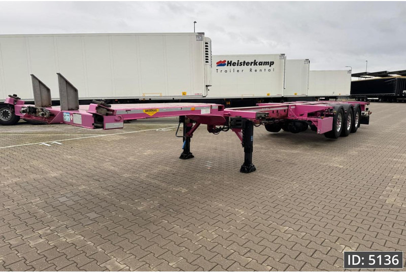 Broshuis 3UCC-39/45 Multi / 2x Extandable / 2x Lift Axle - Semi-trailer pengangkut mobil: gambar 4 Broshuis 3UCC-39/45 Multi / 2x Extandable / 2x Lift Axle - Semi-trailer pengangkut mobil: gambar 4
