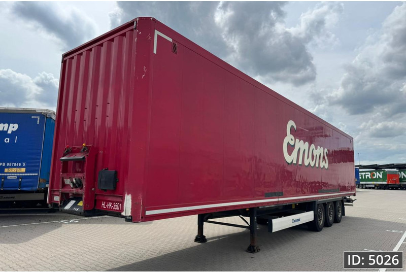 Krone SD / Disk brakes / Double stock - Semi-trailer kotak tertutup: gambar 1 Krone SD / Disk brakes / Double stock - Semi-trailer kotak tertutup: gambar 1