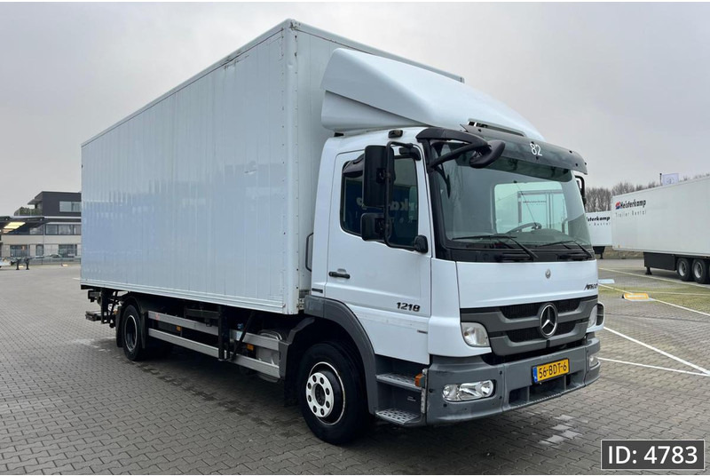 Mercedes-Benz Atego 1218 Day Cab, Euro 5, BDF / EPS automatic / standklima / DHOLLANDIA 2000KG - Pengangkut kontainer/ Container truck: gambar 4 Mercedes-Benz Atego 1218 Day Cab, Euro 5, BDF / EPS automatic / standklima / DHOLLANDIA 2000KG - Pengangkut kontainer/ Container truck: gambar 4