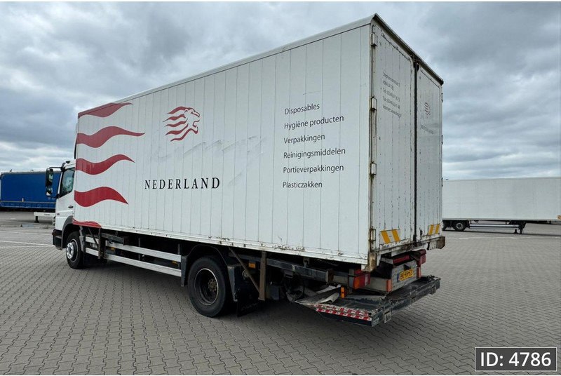 Mercedes-Benz Atego 1318 Day Cab, Euro 5, BDF / EPS automatic / DHOLLANDIA 2000KG - Pengangkut kontainer/ Container truck: gambar 2 Mercedes-Benz Atego 1318 Day Cab, Euro 5, BDF / EPS automatic / DHOLLANDIA 2000KG - Pengangkut kontainer/ Container truck: gambar 2