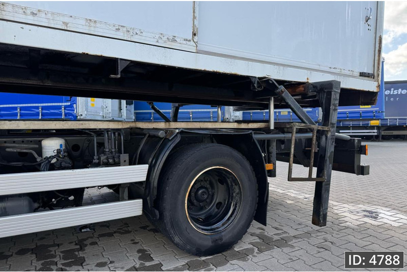 Mercedes-Benz Atego 816 Day Cab, Euro 5, BDF / EPS automatic / standklima / Hydraulic system - Pengangkut kontainer/ Container truck: gambar 5 Mercedes-Benz Atego 816 Day Cab, Euro 5, BDF / EPS automatic / standklima / Hydraulic system - Pengangkut kontainer/ Container truck: gambar 5