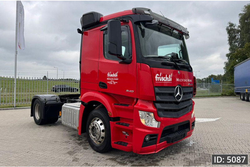 Mercedes-Benz Actros 1840 StreamSpace, Euro 6, / Retarder / Hydraulics / Flat roof, Intarder - Tractor head: gambar 4 Mercedes-Benz Actros 1840 StreamSpace, Euro 6, / Retarder / Hydraulics / Flat roof, Intarder - Tractor head: gambar 4