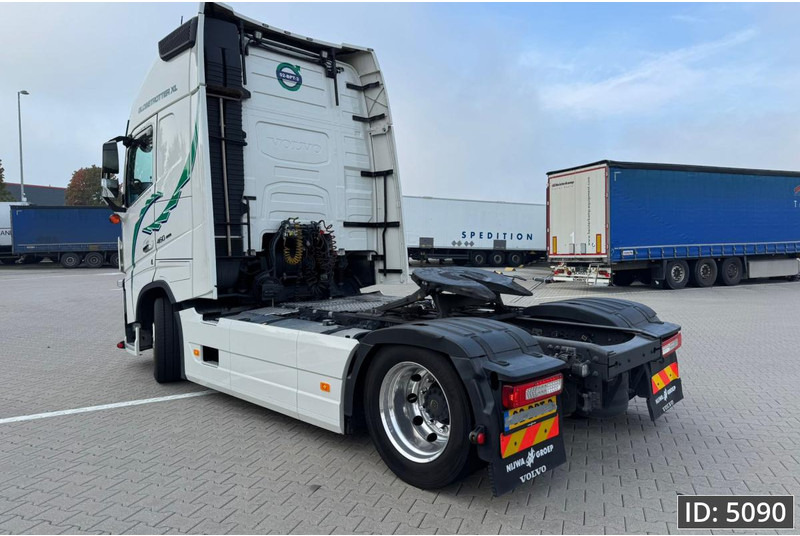 Volvo FH 460 Globetrotter XL, Euro 6, Mega / Like new! / Special interior / Standklima / 2 Tanks - Tractor head: gambar 2 Volvo FH 460 Globetrotter XL, Euro 6, Mega / Like new! / Special interior / Standklima / 2 Tanks - Tractor head: gambar 2