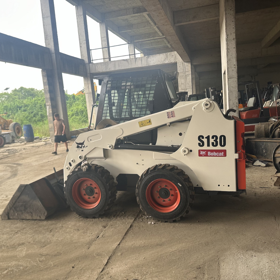 BOBCAT S130 Skid Steer Loader Click for Discount - Skid steer: gambar 4 BOBCAT S130 Skid Steer Loader Click for Discount - Skid steer: gambar 4
