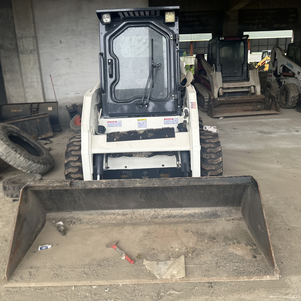 BOBCAT S130 Skid Steer Loader Click for Discount - Skid steer: gambar 1 BOBCAT S130 Skid Steer Loader Click for Discount - Skid steer: gambar 1