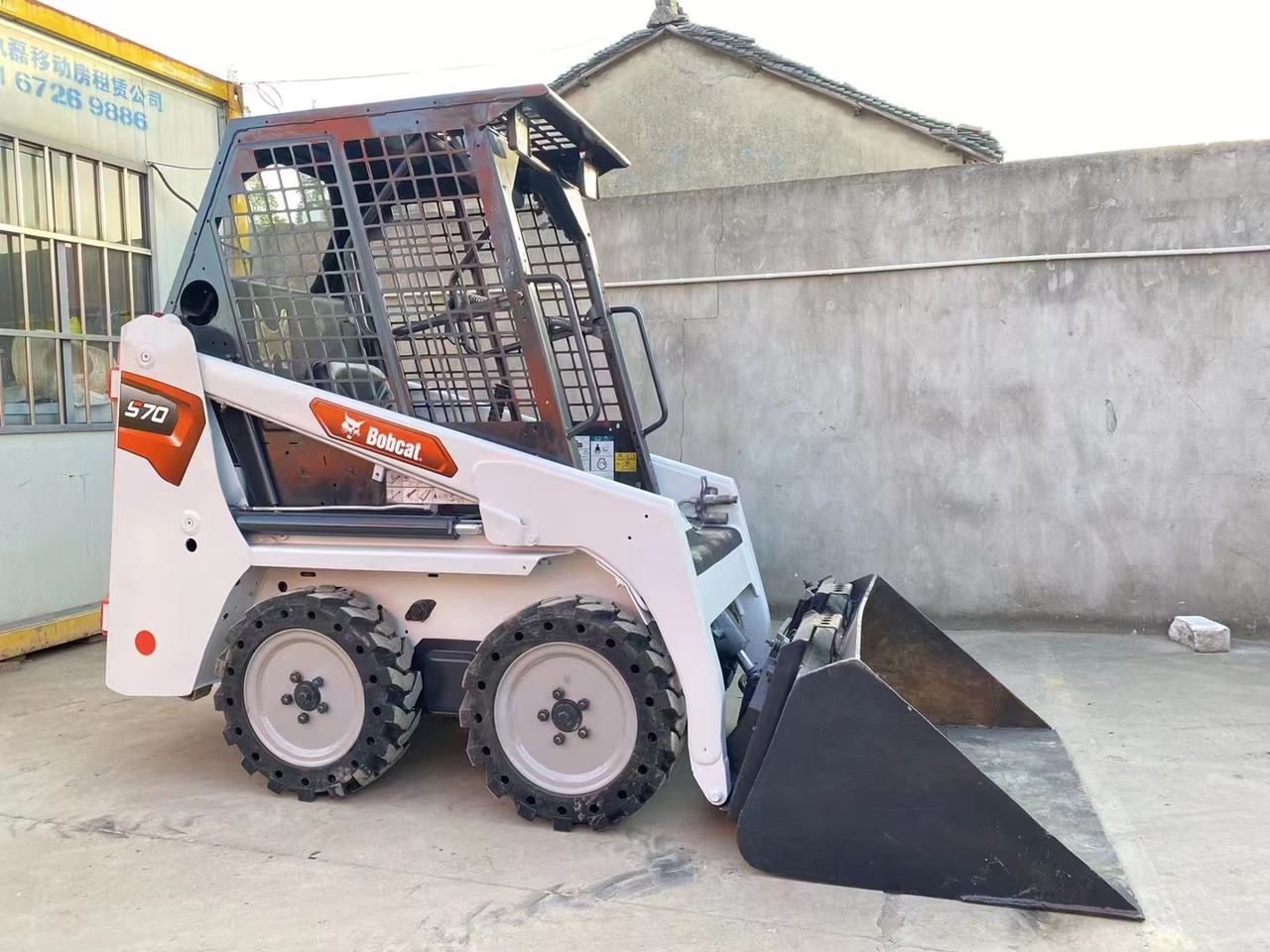 BOBCAT S70 Skid Steer Loader Click for Discount - Skid steer: gambar 2 BOBCAT S70 Skid Steer Loader Click for Discount - Skid steer: gambar 2