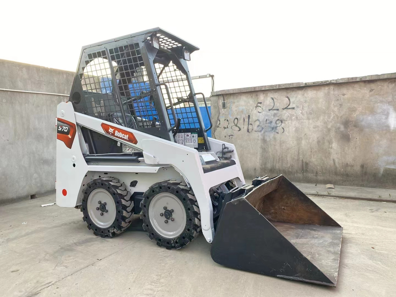 BOBCAT S70 Skid Steer Loader Click for Discount - Skid steer: gambar 4 BOBCAT S70 Skid Steer Loader Click for Discount - Skid steer: gambar 4
