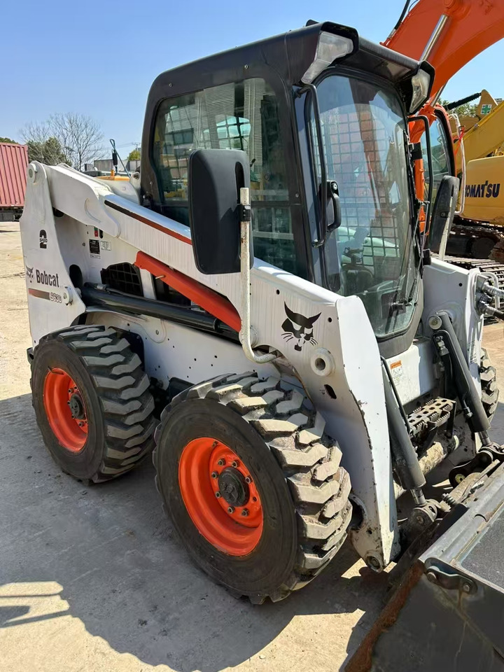 BOBCAT Skid Steer Loader S630 Good Condition - Skid steer: gambar 3 BOBCAT Skid Steer Loader S630 Good Condition - Skid steer: gambar 3