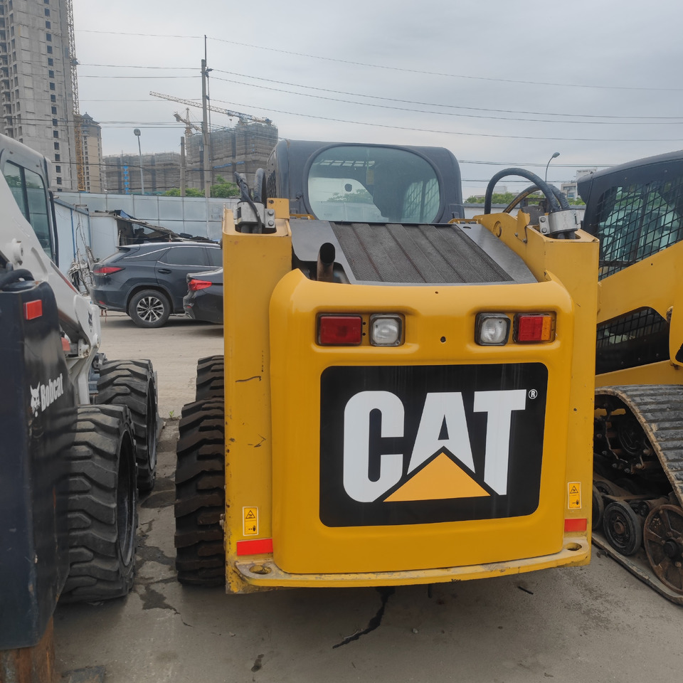 CAT 246C Skid Steer Loader - Skid steer: gambar 4 CAT 246C Skid Steer Loader - Skid steer: gambar 4