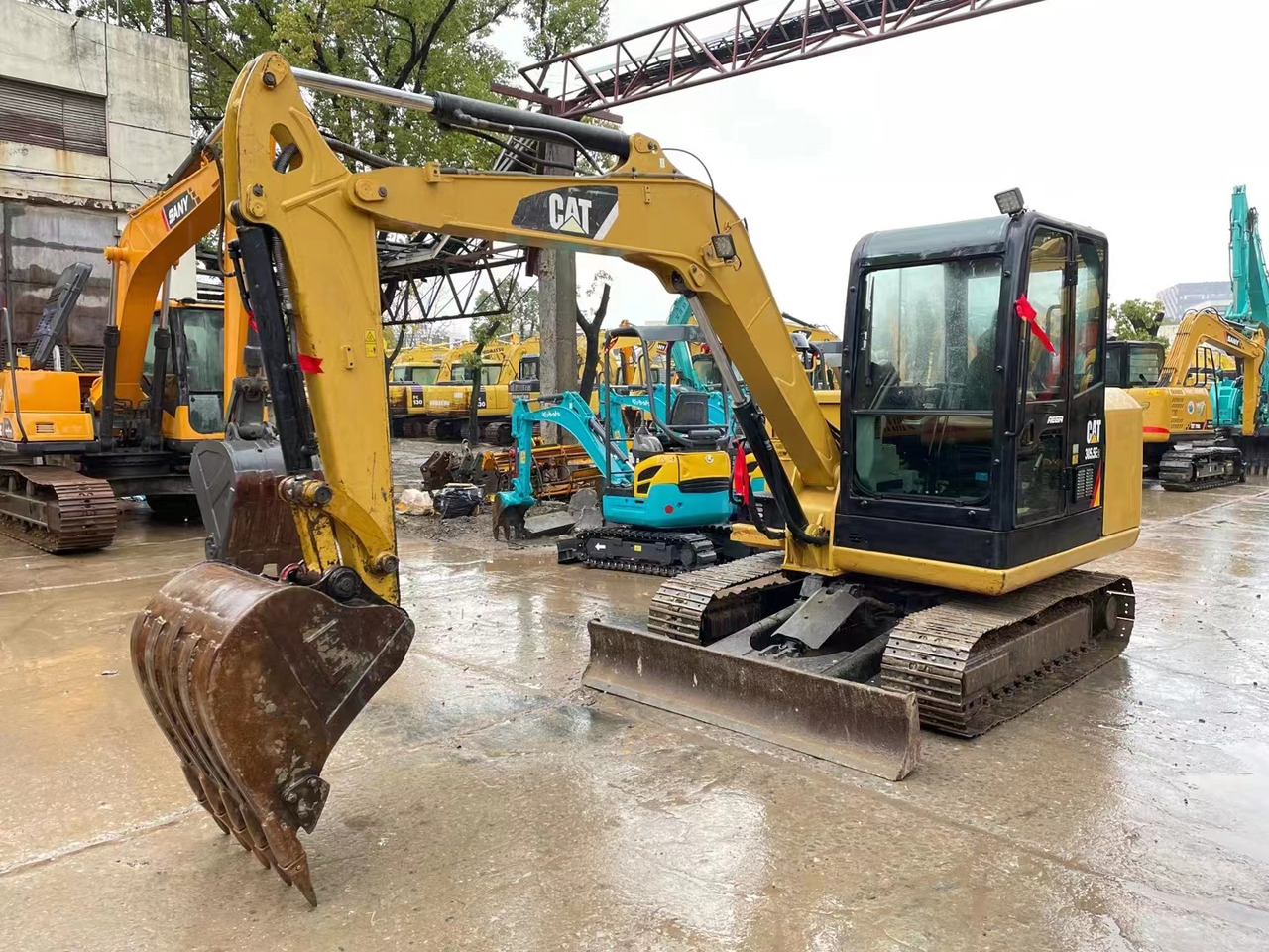 CAT 305.5E Mini excavator Click for Discount - Ekskavator mini: gambar 2 CAT 305.5E Mini excavator Click for Discount - Ekskavator mini: gambar 2