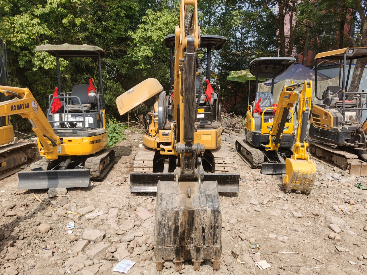 CATERPILLAR 303ECR - Ekskavator mini: gambar 2 CATERPILLAR 303ECR - Ekskavator mini: gambar 2