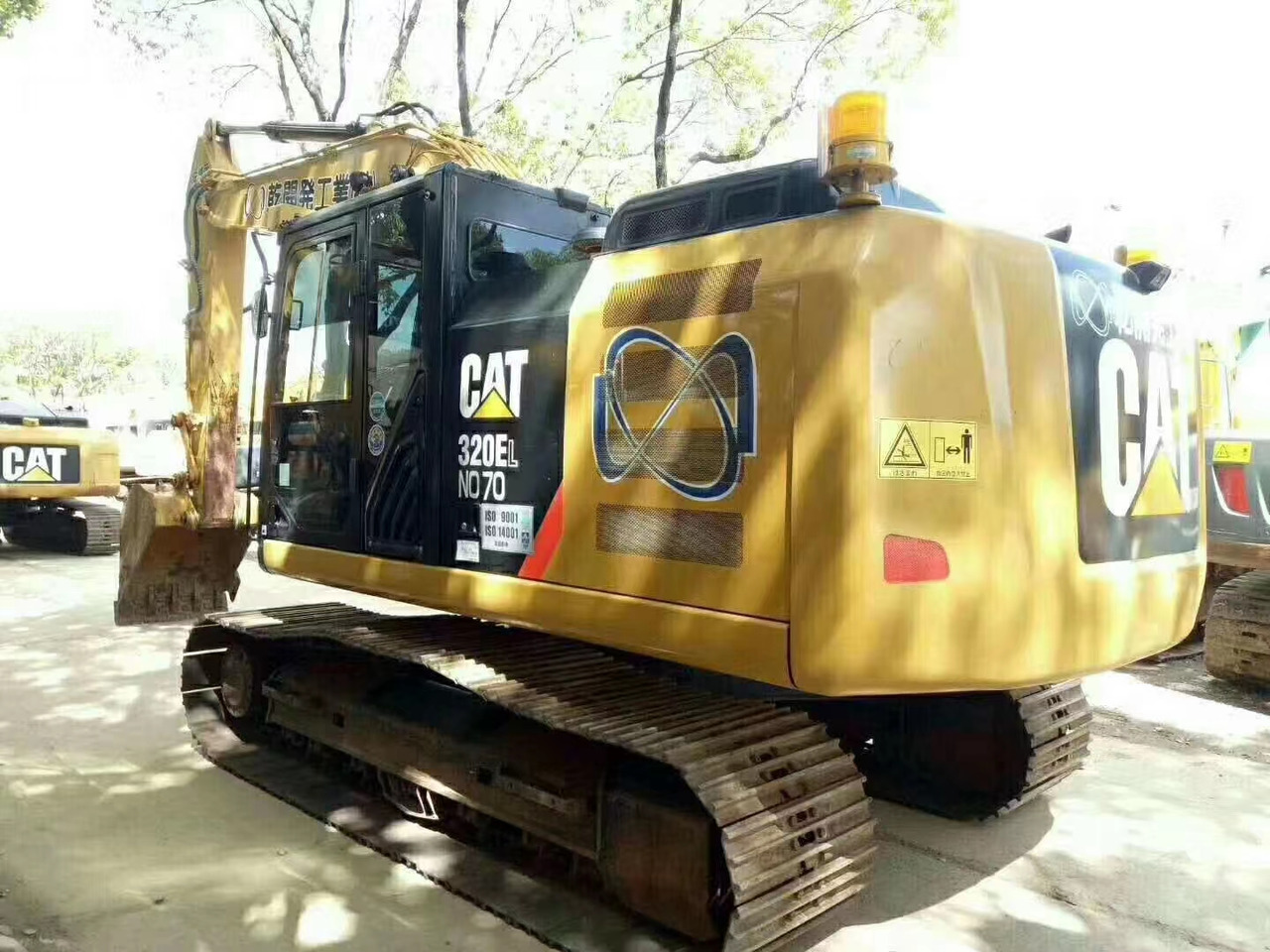 CATERPILLAR 320E - Ekskavator perayap: gambar 4 CATERPILLAR 320E - Ekskavator perayap: gambar 4