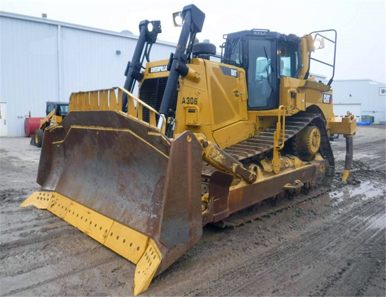 CATERPILLAR D8T - Bulldozer: gambar 3 CATERPILLAR D8T - Bulldozer: gambar 3