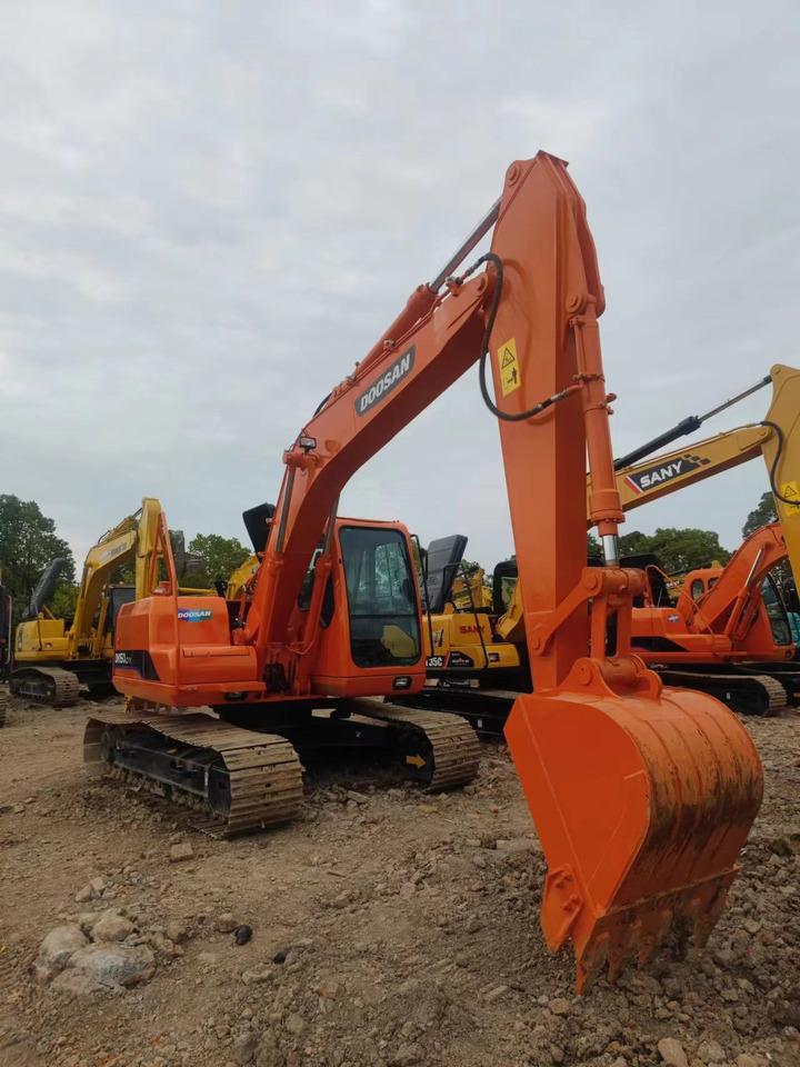 DOOSAN DH150LC-7 Crawler Excavator - Ekskavator perayap: gambar 3 DOOSAN DH150LC-7 Crawler Excavator - Ekskavator perayap: gambar 3