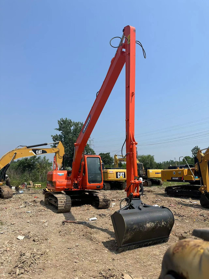 DOOSAN DH150LC-7 Extended arm crawler excavator - Ekskavator perayap: gambar 2 DOOSAN DH150LC-7 Extended arm crawler excavator - Ekskavator perayap: gambar 2