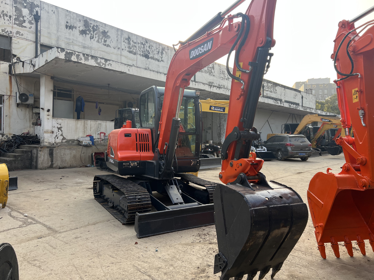 DOOSAN DX 60 Mini excavator - Ekskavator mini: gambar 2 DOOSAN DX 60 Mini excavator - Ekskavator mini: gambar 2