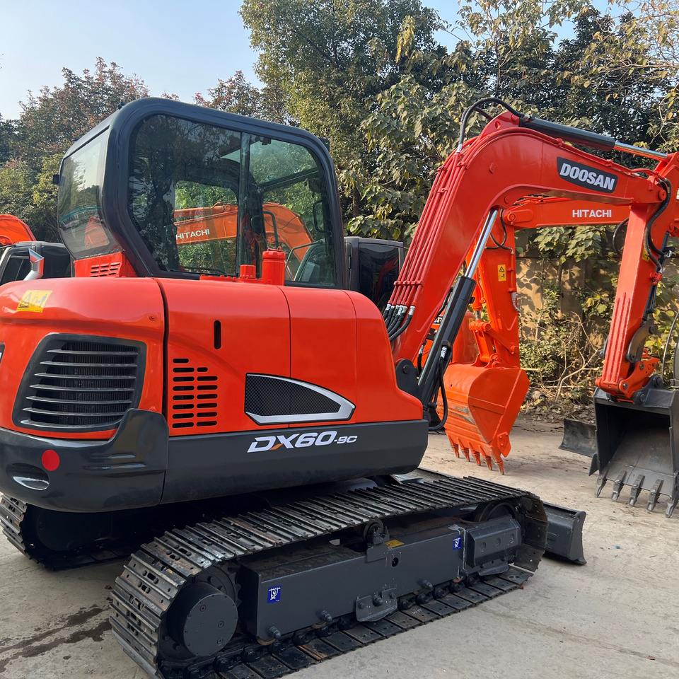 DOOSAN DX 60 Mini excavator - Ekskavator mini: gambar 4 DOOSAN DX 60 Mini excavator - Ekskavator mini: gambar 4