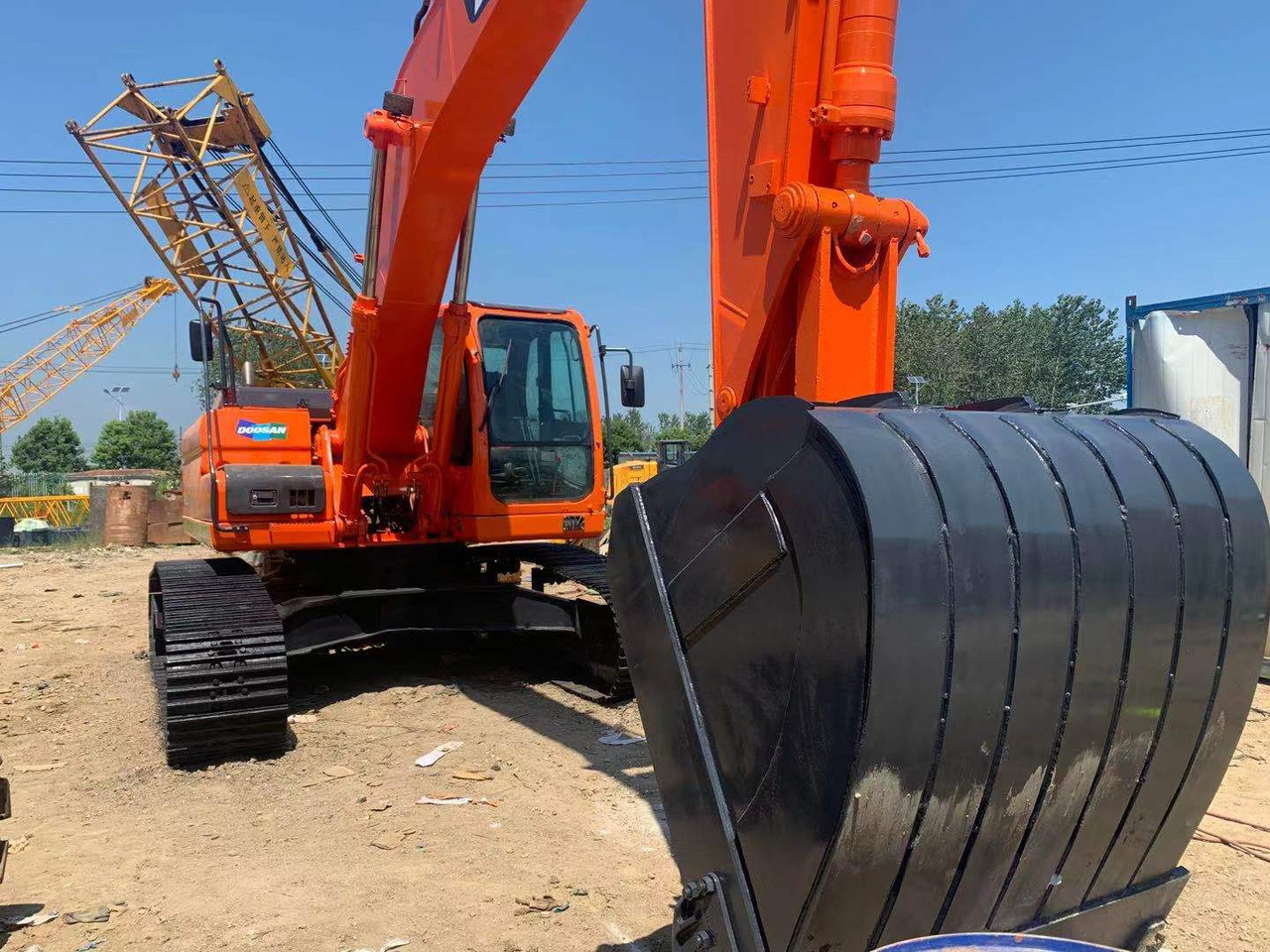 DOOSAN DX300LC - Ekskavator perayap: gambar 4 DOOSAN DX300LC - Ekskavator perayap: gambar 4