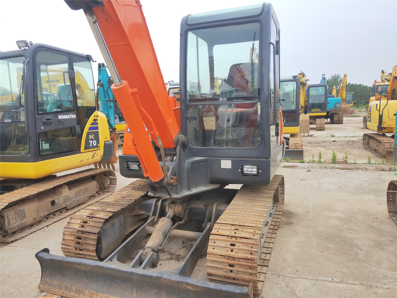 Doosan Crawler Excavator DH55 Good Condition Click for Discount - Ekskavator perayap: gambar 4 Doosan Crawler Excavator DH55 Good Condition Click for Discount - Ekskavator perayap: gambar 4