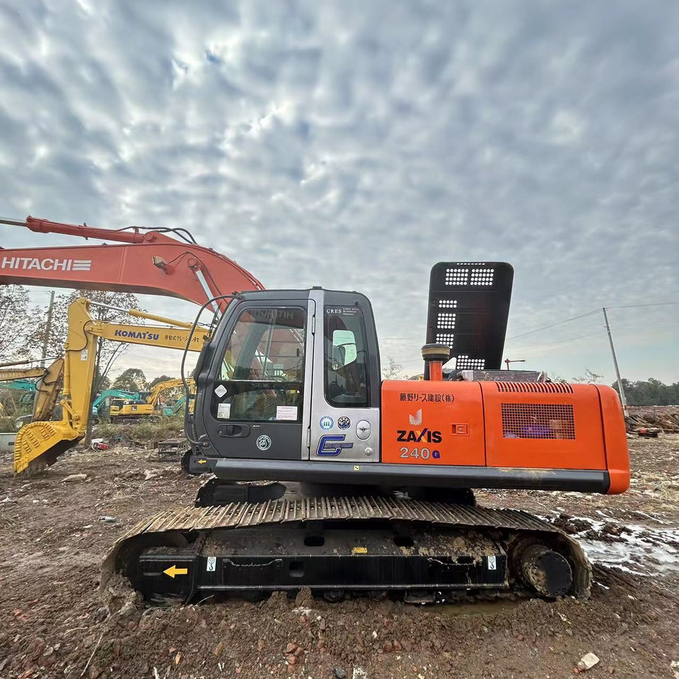 HITACHI Crawler Excavator ZX240 Click Here for Discount - Ekskavator perayap: gambar 1 HITACHI Crawler Excavator ZX240 Click Here for Discount - Ekskavator perayap: gambar 1