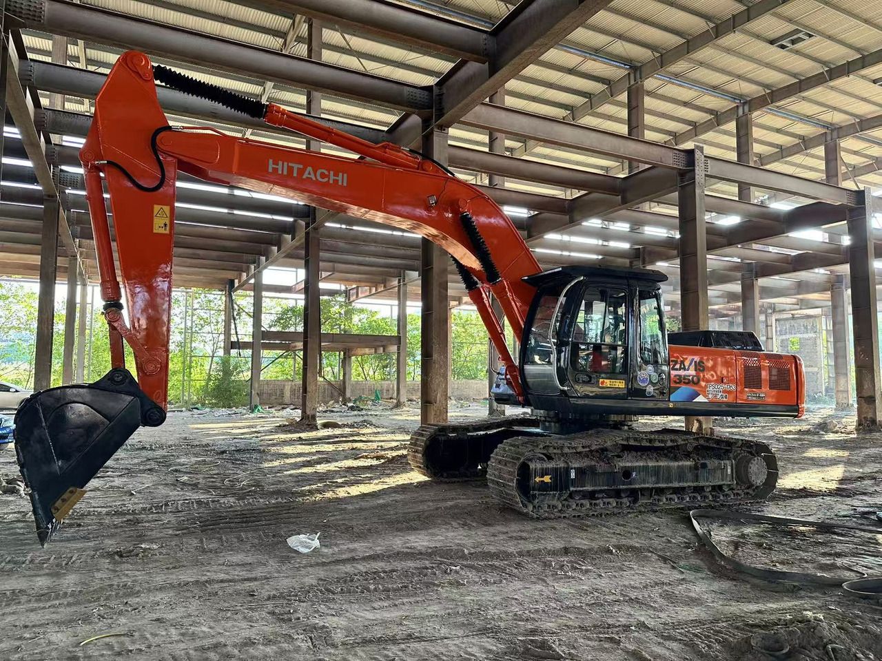 HITACHI ZX350 Excavator Click for Discount - Ekskavator perayap: gambar 5 HITACHI ZX350 Excavator Click for Discount - Ekskavator perayap: gambar 5