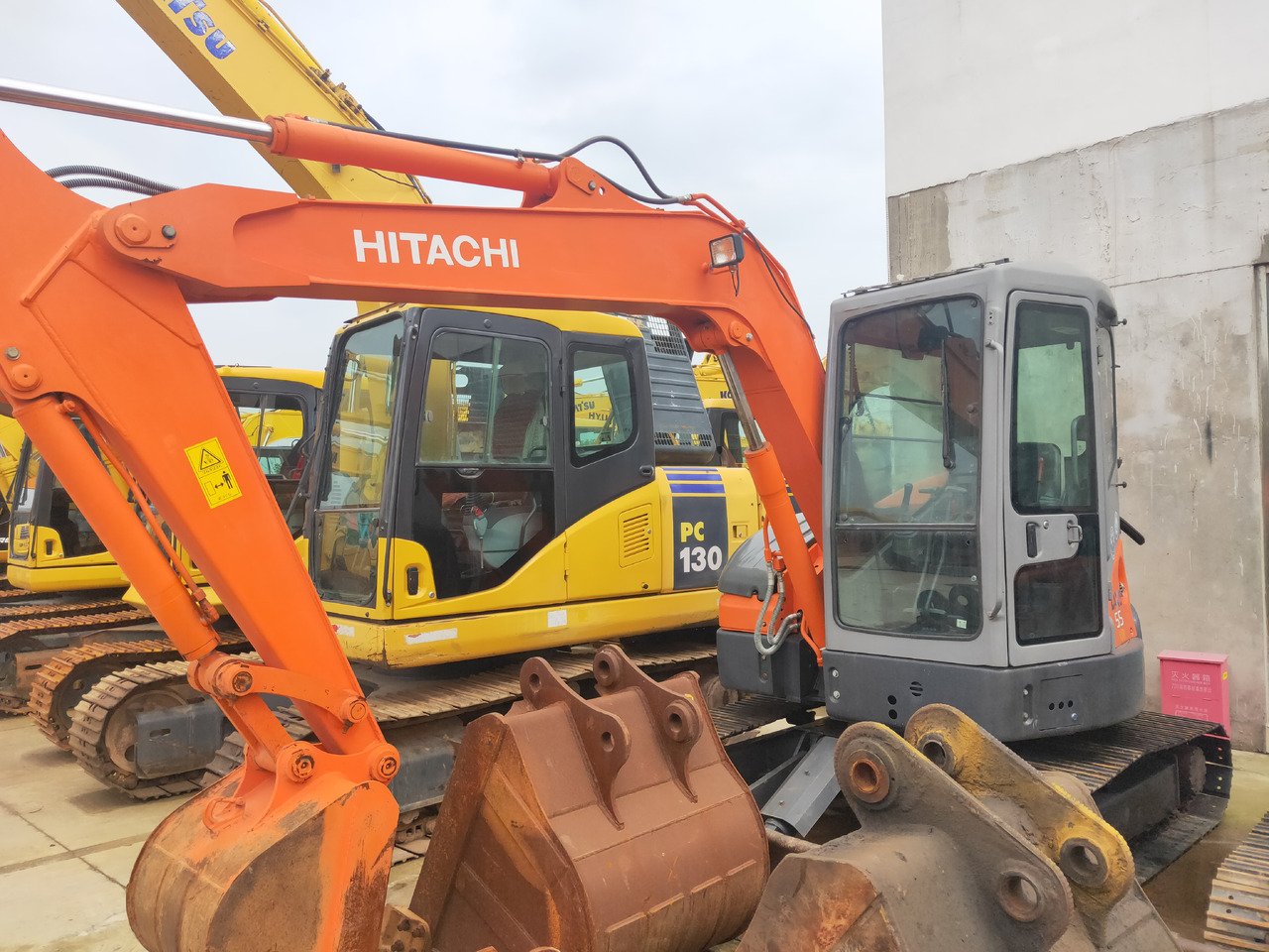 HITACHI ZX55 - Ekskavator perayap: gambar 2 HITACHI ZX55 - Ekskavator perayap: gambar 2