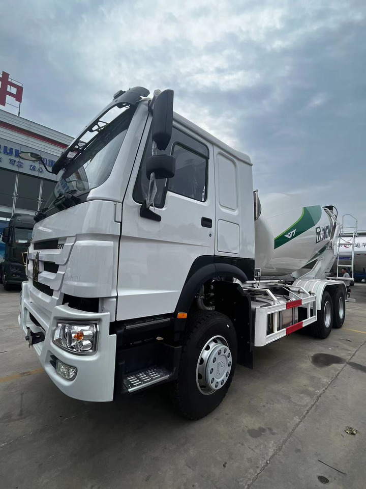 Truk pengaduk beton HOWO Cement Mixer Truck 12cube Click Here for Discount: gambar 9 Truk pengaduk beton HOWO Cement Mixer Truck 12cube Click Here for Discount: gambar 9