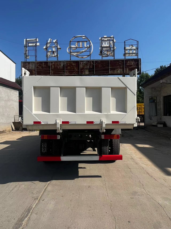 HOWO T5G 220 4✖2 Dump Truck - Truk jungkit: gambar 5 HOWO T5G 220 4✖2 Dump Truck - Truk jungkit: gambar 5