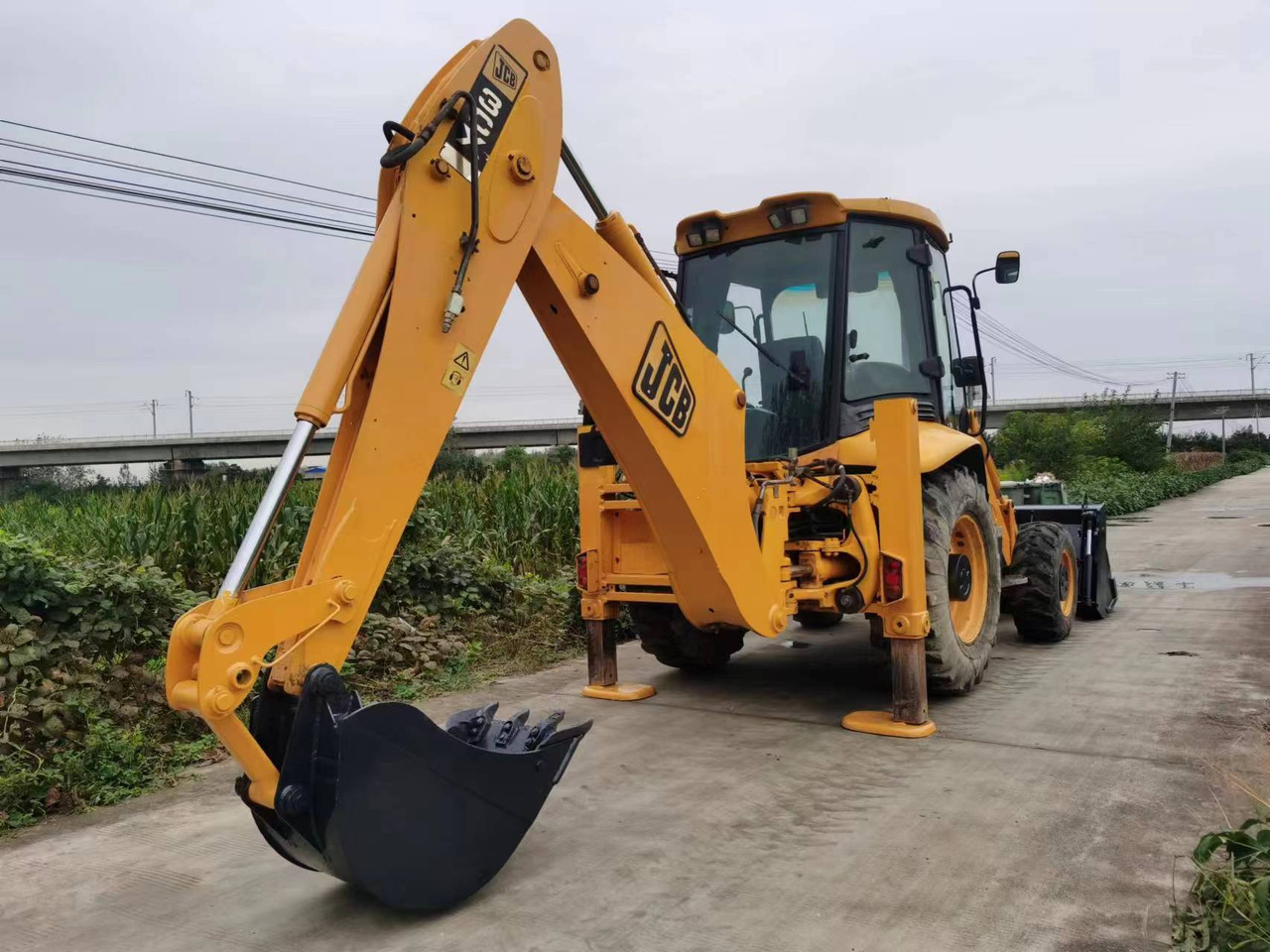 JCB Backhoe Loader 3CX Click Here for Discount - Backhoe loader: gambar 4 JCB Backhoe Loader 3CX Click Here for Discount - Backhoe loader: gambar 4