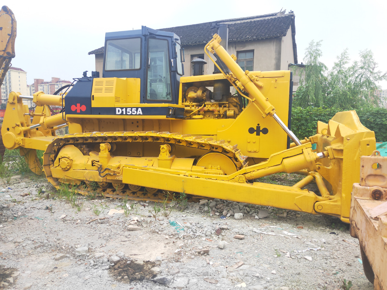 KOMATSU D155A-2 - Bulldozer: gambar 3 KOMATSU D155A-2 - Bulldozer: gambar 3