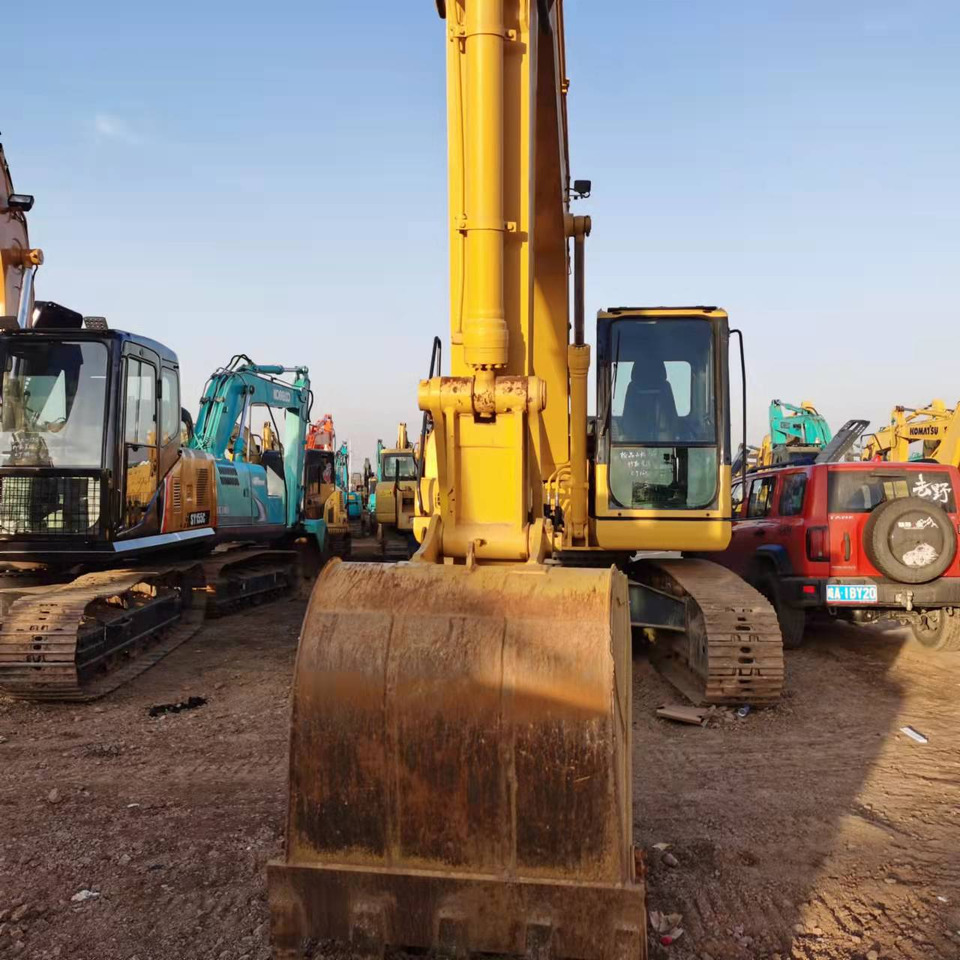 KOMATSU PC160-7 - Ekskavator perayap: gambar 2 KOMATSU PC160-7 - Ekskavator perayap: gambar 2