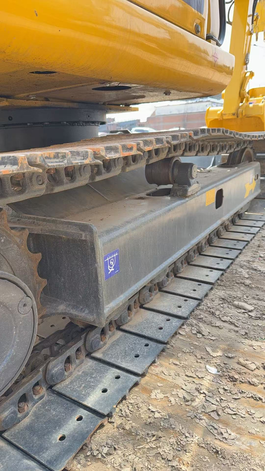 KOMATSU PC60 - Ekskavator perayap: gambar 5 KOMATSU PC60 - Ekskavator perayap: gambar 5