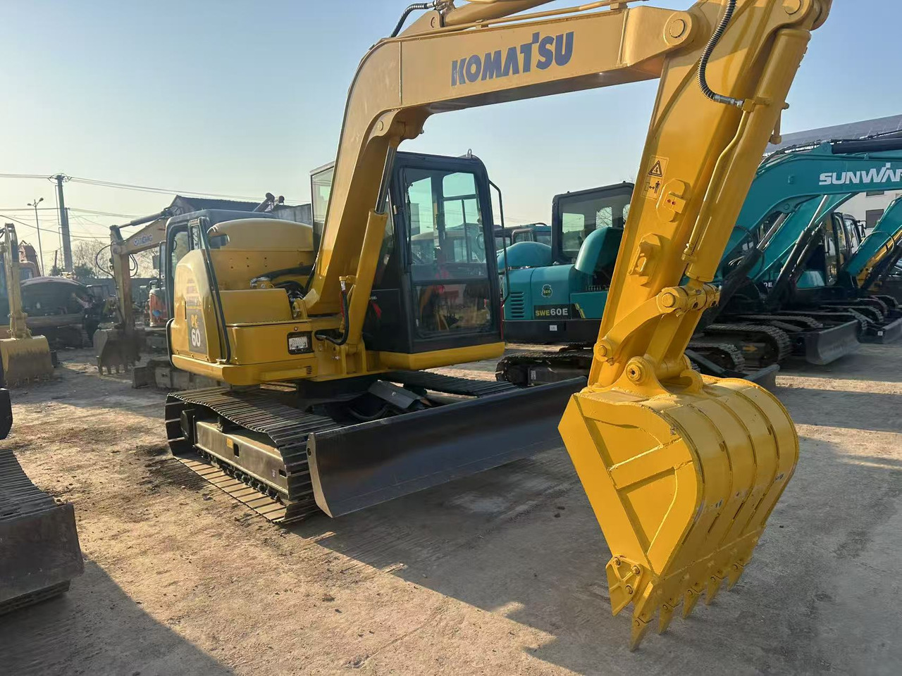 KOMATSU PC60 - Ekskavator perayap: gambar 2 KOMATSU PC60 - Ekskavator perayap: gambar 2