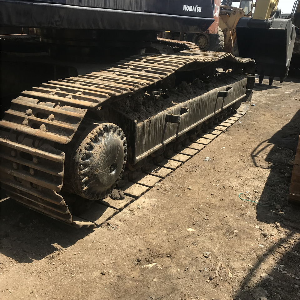 Komatsu Excavator PC200-5 - Ekskavator: gambar 3 Komatsu Excavator PC200-5 - Ekskavator: gambar 3