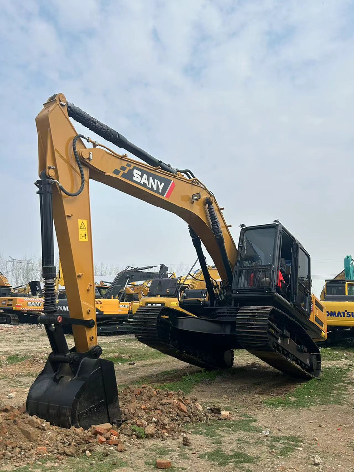 SANY SY215 - Ekskavator perayap: gambar 1 SANY SY215 - Ekskavator perayap: gambar 1