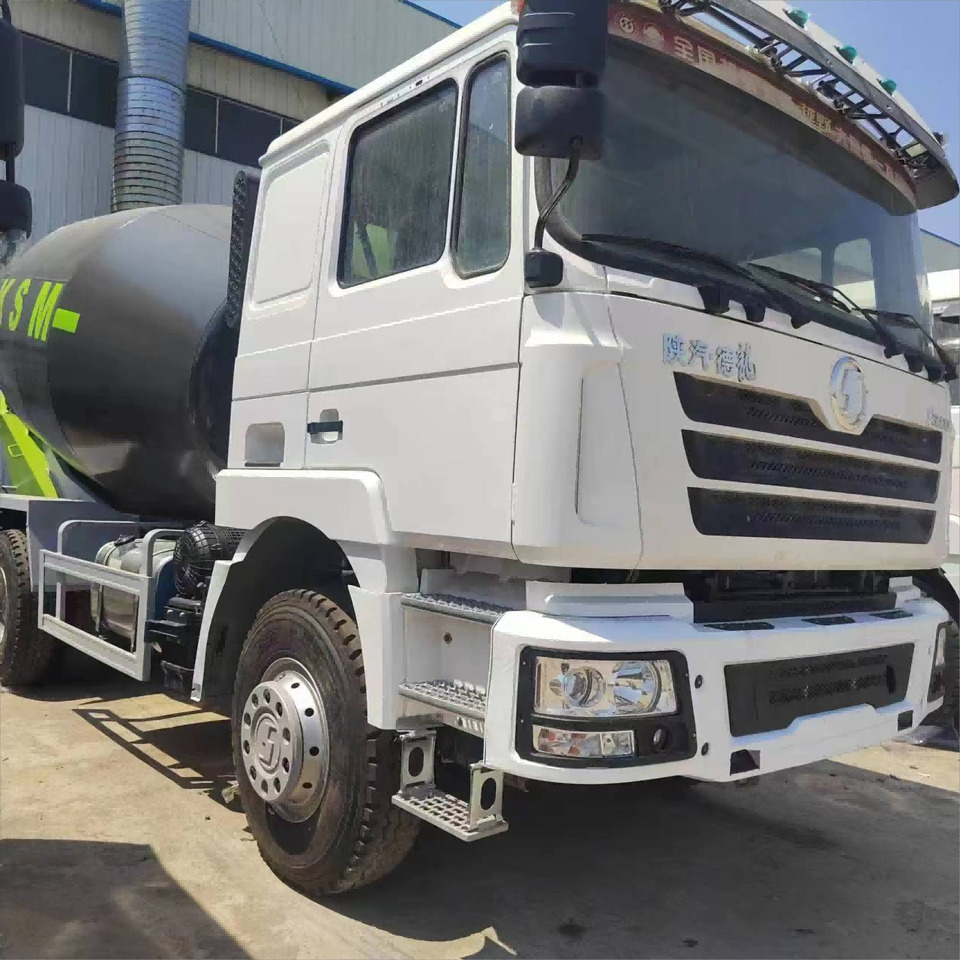 SHACMAN F3000 Cement Mixer Truck - Truk pengaduk beton: gambar 3 SHACMAN F3000 Cement Mixer Truck - Truk pengaduk beton: gambar 3