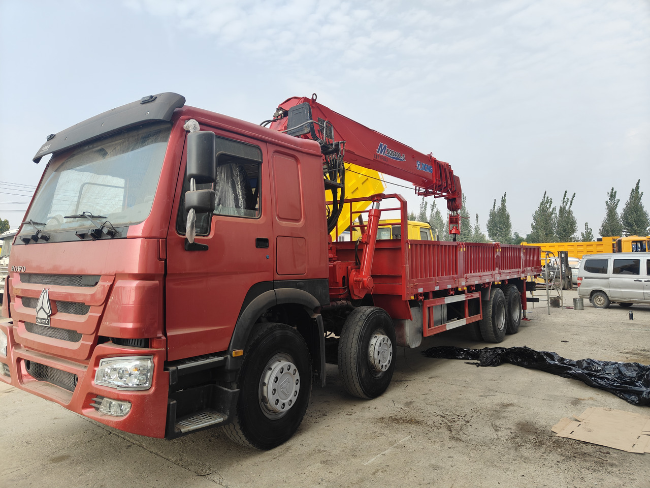 SINOTRUK HOWO 8X4 16 TONS CLICK HERE FOR DISCOUNT - Truk derek: gambar 2 SINOTRUK HOWO 8X4 16 TONS CLICK HERE FOR DISCOUNT - Truk derek: gambar 2